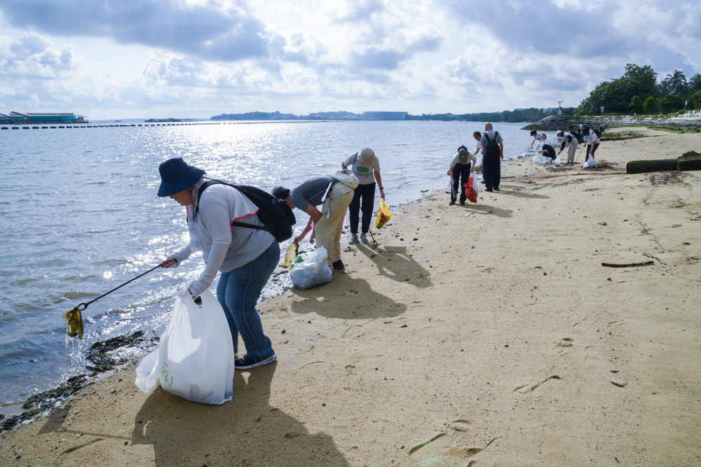 Earth Day Beach Cleanup (2023)