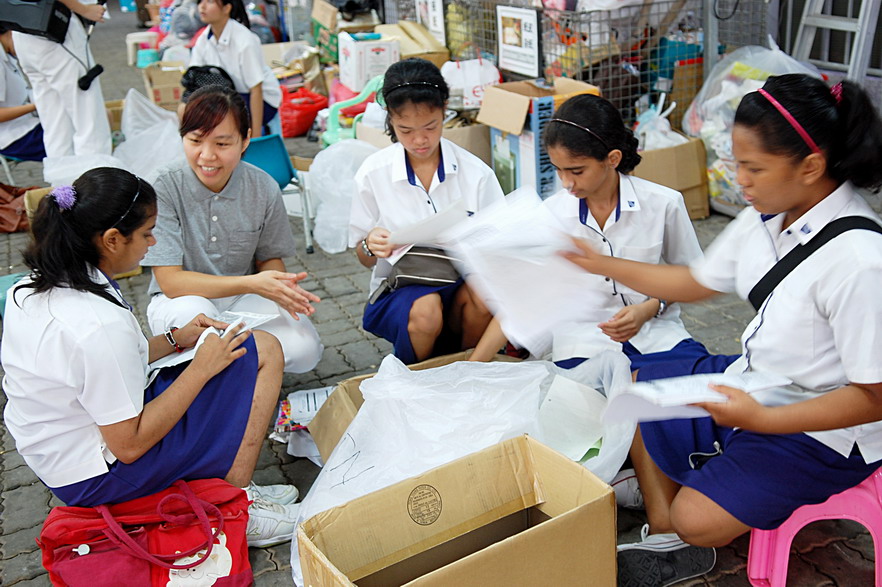 义顺中学学子环保取经  化知识为行动护地球