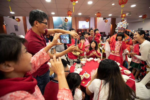 Tzu Chi Celebrates “Spring Festival” Early with Aid Beneficiaries